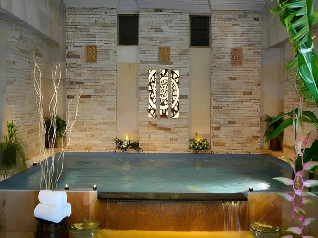 נאקון נאיוק Royal Hills Golf Resort & Spa מראה חיצוני תמונה