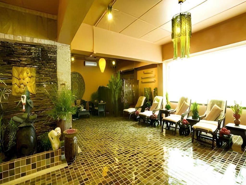 נאקון נאיוק Royal Hills Golf Resort & Spa מראה חיצוני תמונה
